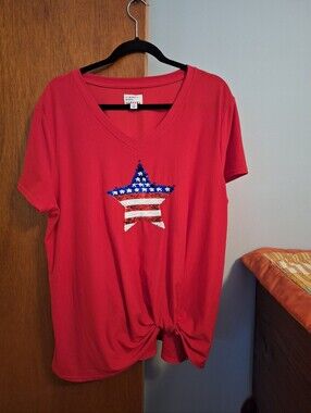 Liberty Park Red V-Neck Sbort Sleeve Tee with Sequin American Star Women Size XL